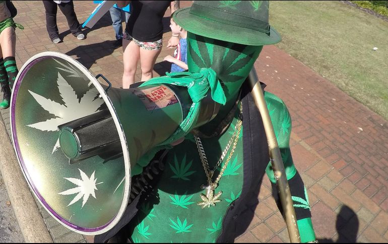 En caso de que se aprobase en 2020, Florida se sumaría a los diez estados en los que actualmente es legal consumir mariguana recreativa, entre ellos Colorado, California, Illinois y Oregón.  AP/ ARCHIVO