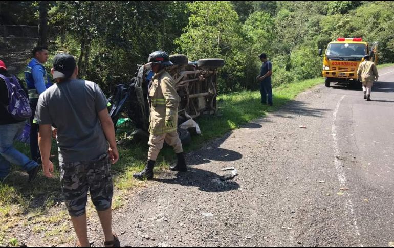 Las 17 personas se trasladaban de Intibucá hacia el central municipio de Siguatepeque cuando el vehículo en el que se trasladaban volcó. TWITTER/@FMCenterNoticia