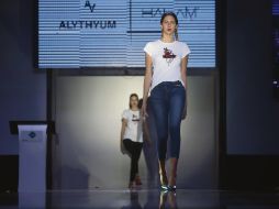 Talento. Distintas marcas, principalmente jaliscienses, mostraron sus mejores atuendos en Desfilia. EL INFORMADOR / F. Atilano