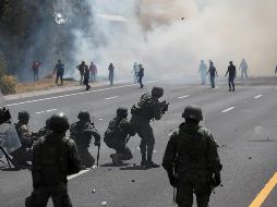 Indígenas y militares se enfrentaron este sábado durante las protestas contra las medidas del presidente Lenín Moreno, en las afueras de la ciudad de Latacunga. EFE/ARCHIVO