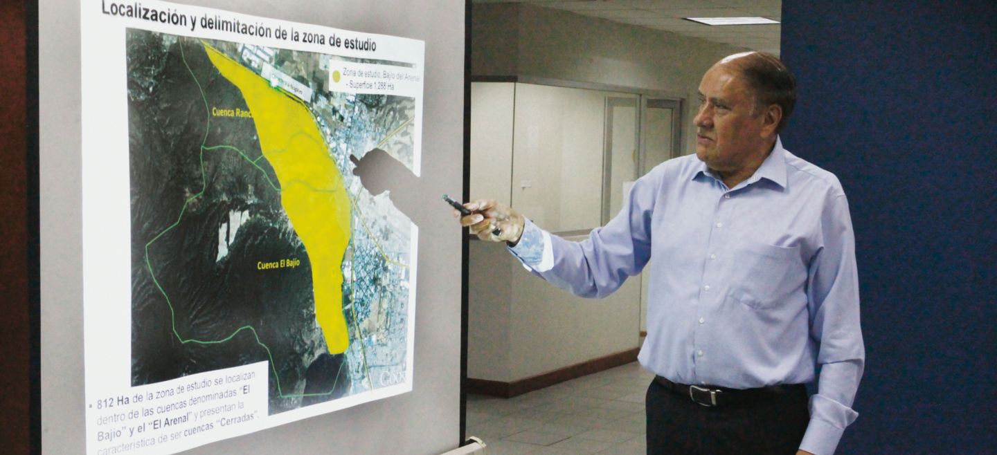 El ingeniero Fernando Rueda Lujano destaca que es fundamental resguardar áreas de recarga. EL INFORMADOR / A. Camacho