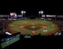 Omar Canizales, presidente de la Liga, destaca que tras expandirse a 10 franquicias, el circuito de beisbol invernal podrá corregir algunos viejos vicios que empañaban su desarrollo en postemporada. EL INFORMADOR / ARCHIVO