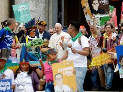 El Papa camina en procesión en el marco del Sínodo de la Amazonía en el Vaticano. AP/A. Medichini