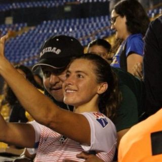 Demandarán y vetarán de por vida a aficionado que acosó a jugadora de Tigres