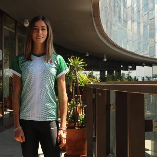 Dulce momento para Paola Morán