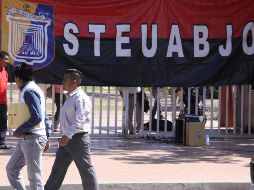 Algunas de las instituciones ya comenzaron a enfrentar dificultades para pagar la nómina.. NOTIMEX/Archivo