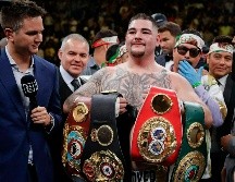 Será el 7 de diciembre cuando Ruiz dispute su pelea ante Joshua, rival al que además de arrebatarle sus títulos mundiales de peso completo, también logró quitarle el invicto. AFP / ARCHIVO