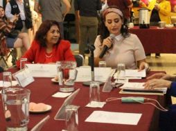 La diputada Mariana Fernández (centro) lamentó que no hayan logrado sesionar por las ausencias reiteradas de los legisladores emecistas. EL INFORMADOR / R. Rivas