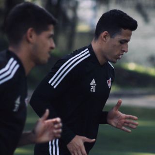 Atlas entrena con plantel reducido