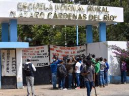 La parte más polémica de este acuerdo fue la concesión de hasta 84 plazas de maestros. TWITTER