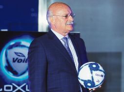 Enrique Bonilla acudió a revisar la situación de los adeudos con los Tiburones. IMAGO7