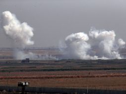Bombardeos en Siria captados desde la fronteriza zona turca de Akcakale. Turquía comenzó de su operación militar en el norte de Siria contra las milicias kurdosirias. AP/L. Pitarakis
