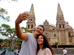 Algunos de los sitios que se visitan son la Catedral, así como la Plaza Liberación. AFP/ARCHIVO