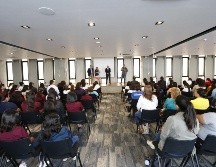 “Uber Ellas” pone a las niñas en contacto con competencias como el pensamiento crítico, la resolución de problemas, creatividad, comunicación, colaboración, alfabetización de datos, computación e informática. TWITTER/ @DelToroIsmael