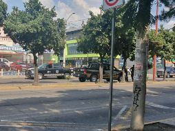 Los sujetos dejaron en el sitio dos rifles de asalto calibre .223. EL INFORMADOR / S. Blanco