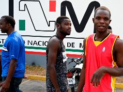Los migrantes que huyen de sus países por violencia avanzan con temor e incertidumbre, pero con la esperanza de encontrar una vida mejor en otro estado o país. AFP / ARCHIVO