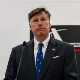 Embajador pide a la Virgen de Guadalupe por relaciones México-EU