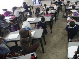 Exigen la construcción de una barda perimetral la presencia policiaca de las 8:00 a las 15:00 horas, durante la entrada y salida de los niños. EL INFORMADOR/ARCHIVO