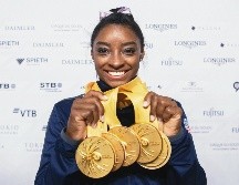 La joven estadounidense rompió el récord de más medallas ganadas en Campeonatos Mundiales. AFP