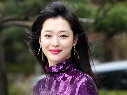 Autoridades surcoreanas investigan un posible suicidio de Sulli. EFE / Yonhap South Korea Out