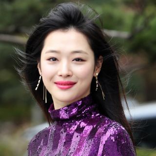 Hallan muerta a Sulli, cantante de K-Pop víctima de ciberacoso