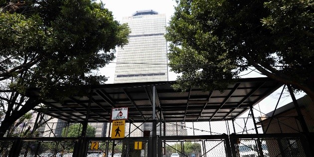 Pemex suma 135 decesos y m&aacute;s de mil casos de coronavirus