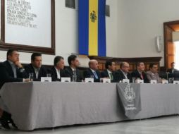 Debido al avance que ha hecho en simplificar sus trámites, la capital tapatía recibió la certificación SARE, de la Comisión Nacional de Reforma Regulatoria. TWITTER / @CamaradeCom_GDL