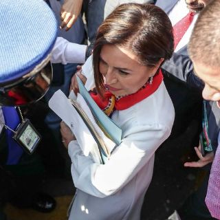 La FGR investiga viaje de vacaciones de Rosario Robles a Costa Rica en julio