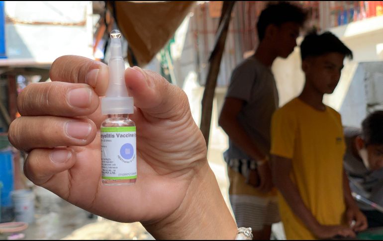 La dependencia explica que no existe cura para la poliomielitis pero que se pude prevenir mediante la vacunación. Agrega que la enfermedad es altamente contagiosa y que puede causar parálisis y muerte. EFE/ ARCHIVO