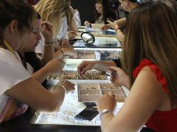 En Expo Joya participan 350 empresas expositoras que exhiben joyería de oro, plata y bisutería en más de 12 mil metros cuadrados. EL INFORMADOR/ ARCHIVO
