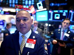 El NYSE Composite sube 50.10 puntos al operar en 12 mil 946.32 unidades.  AFP / J. Eisele