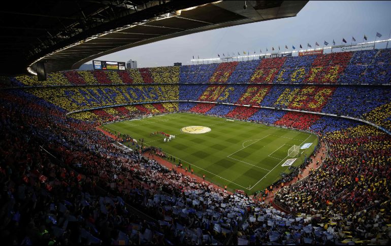 El enfrentamiento entre el Barcelona y el Real Madrid está previsto para el 26 de octubre en Camp Nou. AFP / ARCHIVO