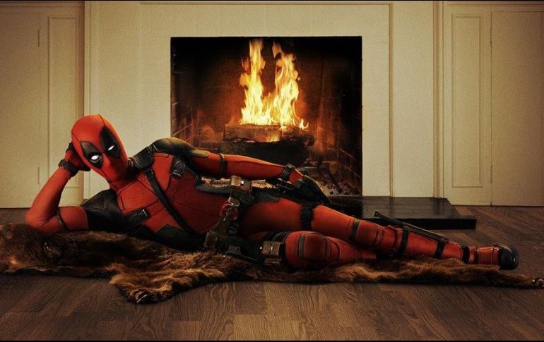 Ryan Reynolds volverá a ponerse el traje rojo de “Deadpool” para una tercera entrega. FACEBOOK / Deadpool Película