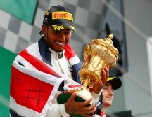 El mensaje del británico fue rápidamente criticado por los usuarios, quienes le recordaron lo que contaminan los coches de carrera que él conduce y el deporte del motor en general. TWITTER / @LewisHamilton