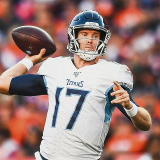 Mariota a la banca, Tannehill será titular