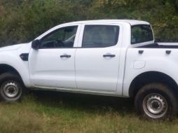 En el sitio aseguran una camioneta con reporte de robo y una motocicleta. TWITTER / @MICHOACANSSP