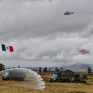 Planean inaugurar aeropuerto de Santa Lucía en natalicio de Juárez