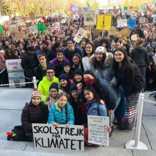 Greta Thunberg se manifiesta en Canadá contra la industria petrolífera