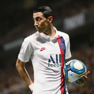 El PSG golea y permanece en lo más alto