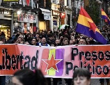 Las protestas por la condena a cárcel contra nueve líderes separatistas han dejado 180 heridos. AFP/. Del Pozo