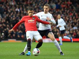 Manchester United no pudo hacer valer su localía. AP / J.Super