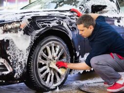 Lo más básico es mantener limpio el coche. ESPECIAL