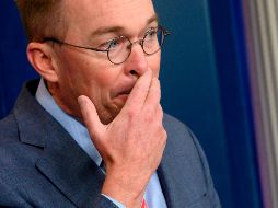Pese a su metedura de pata del jueves, Mick Mulvaney dijo que no ha pensado en renunciar a su cargo. AFP/ARCHIVO