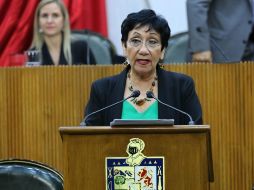 La legisladora María Guadalupe Rodríguez Martínez presentó el dictamen de reforma a la Ley Estatal de Salud. TWITTER@CongresoNL