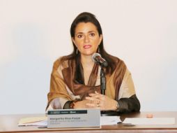 La directora del SAT, Margarita Ríos-Farjat, informa que de 2015 a 2018 se presentaron 210 denuncias por el delito de expedición de facturas falsas. TWITTER/@MargRiosFarjat