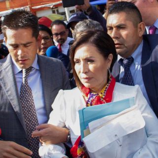 Juez determina que Rosario Robles seguirá en la cárcel