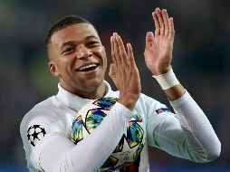 Mbappé entró de cambio y se convirtió en el héroe del partido con tres goles y una asistencia. AFP / K. Tribouillard