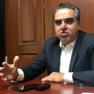 Achacan gastos para foro a diputado que no lo solicitó