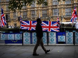 Los 27 socios europeos del Reino Unido respaldan prorrogar el Brexit, previsto para el 31 de octubre. EFE/ A. Rain