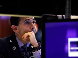 El Dow Jones subió 45 puntos para ubicarse en las 26 mil 833 unidades. AP/R. Drew